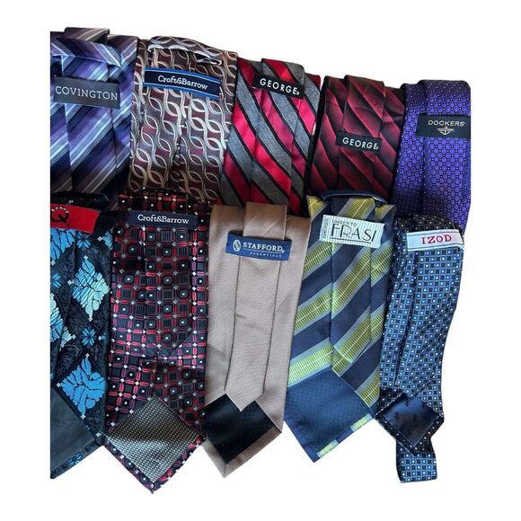 14 Designer Brand Neckties Variety Brands Color & Pattern Great For Resellers - Picture 2 of 3